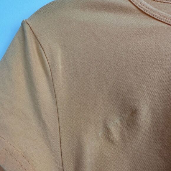 Aritzia TNA Chill Malibu Cropped T-Shirt in Orange Sz Medium - Picture 8 of 8